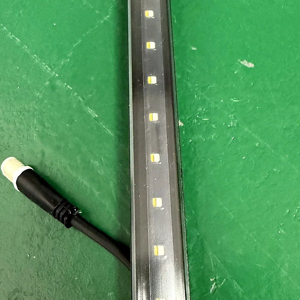 RGBW LED Pixel Bar thumbnail 3